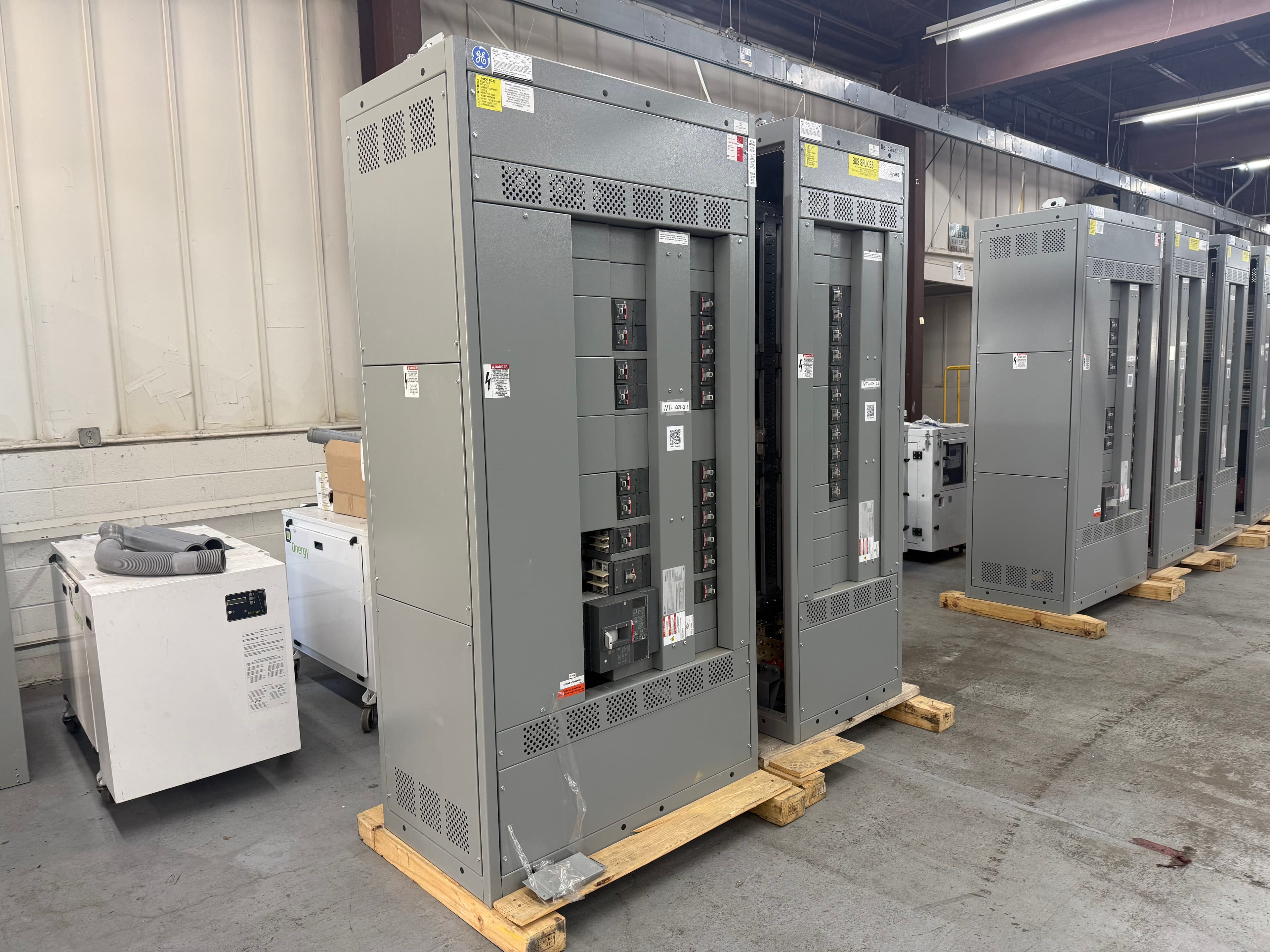 GE, 1000 AMP, 480/277 VOLTS, 2 SECTIONS second photo
